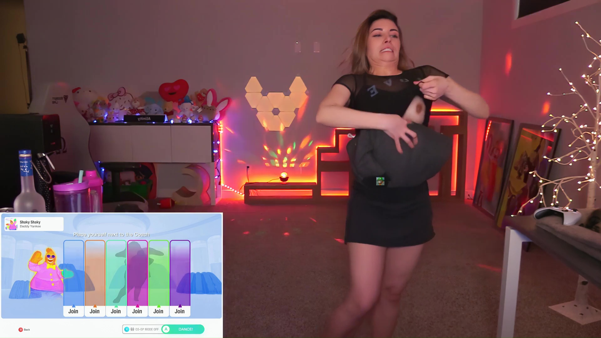 Alinity Nipple Slip casual Twitch Streamer Video