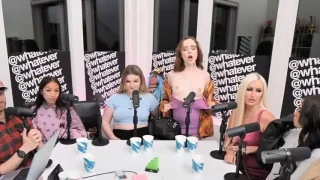 Lo que podcast Flash Tetas Chica llamada un Cunt Youtube Live Clip Video